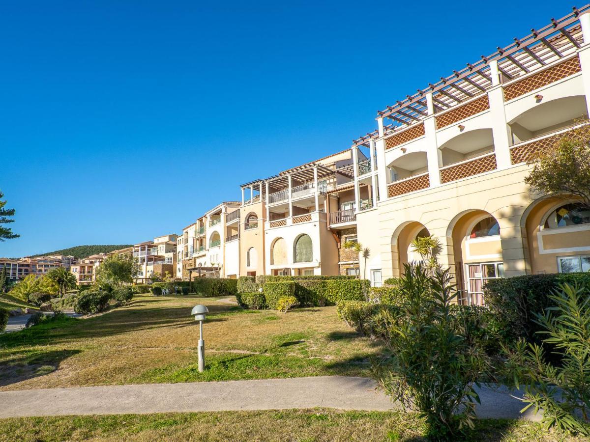 Apartment Village Cap Esterel - Le Village-52 By Interhome Сен-Рафаель Екстер'єр фото