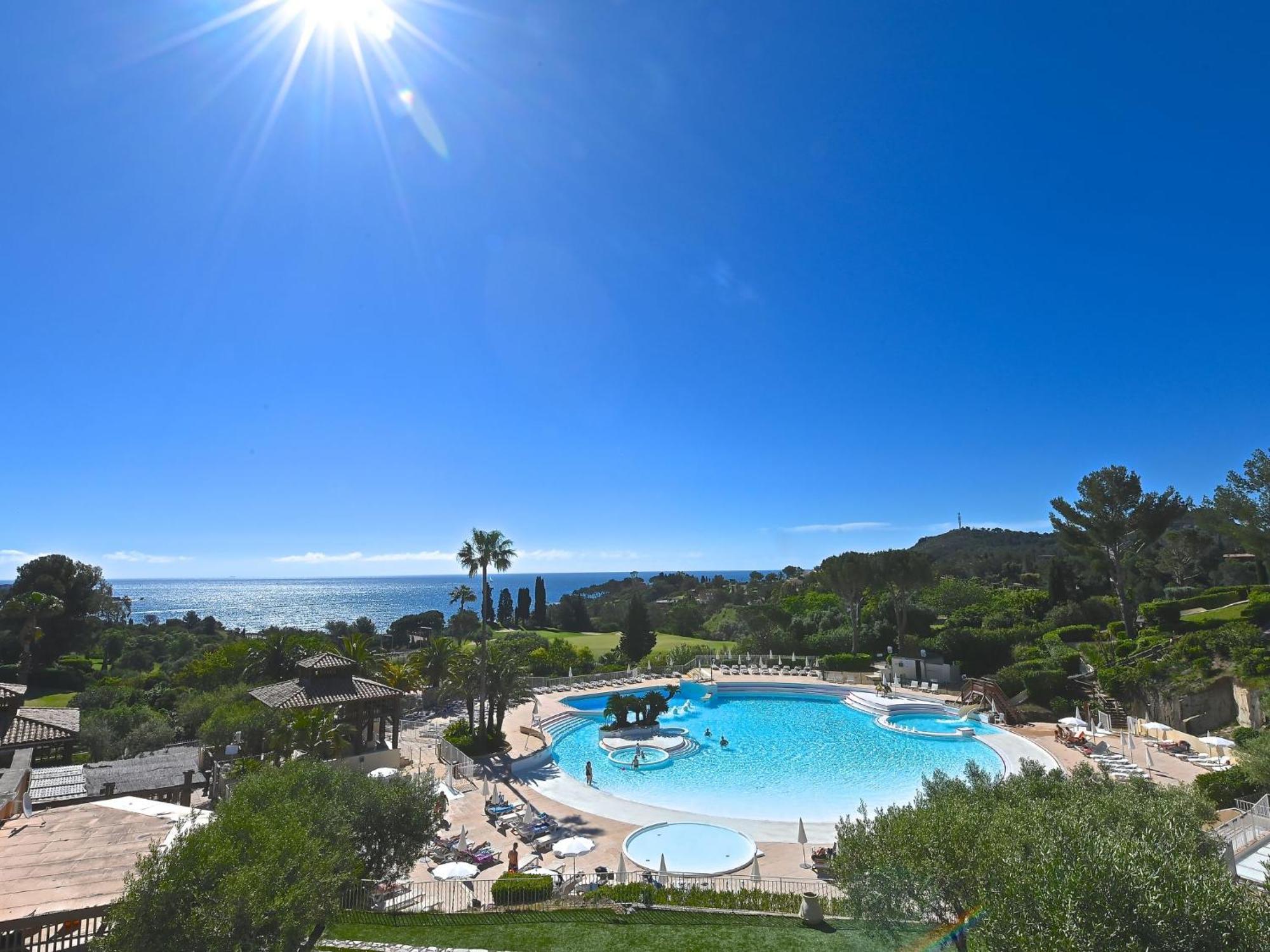 Apartment Village Cap Esterel - Le Village-52 By Interhome Сен-Рафаель Екстер'єр фото