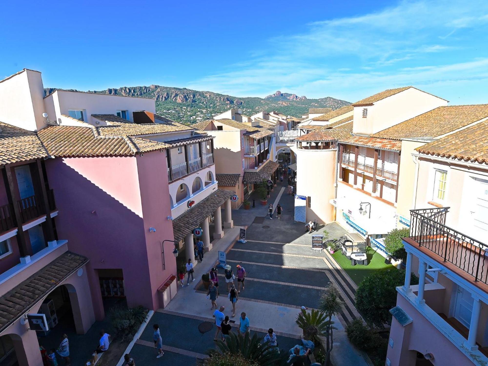 Apartment Village Cap Esterel - Le Village-52 By Interhome Сен-Рафаель Екстер'єр фото