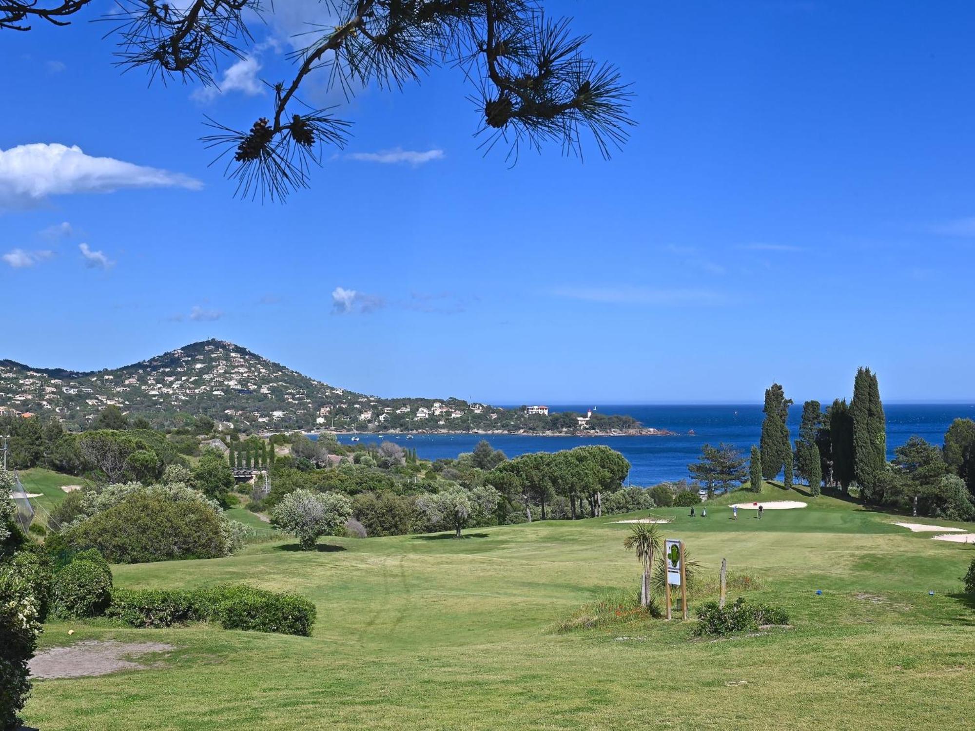 Apartment Village Cap Esterel - Le Village-52 By Interhome Сен-Рафаель Екстер'єр фото