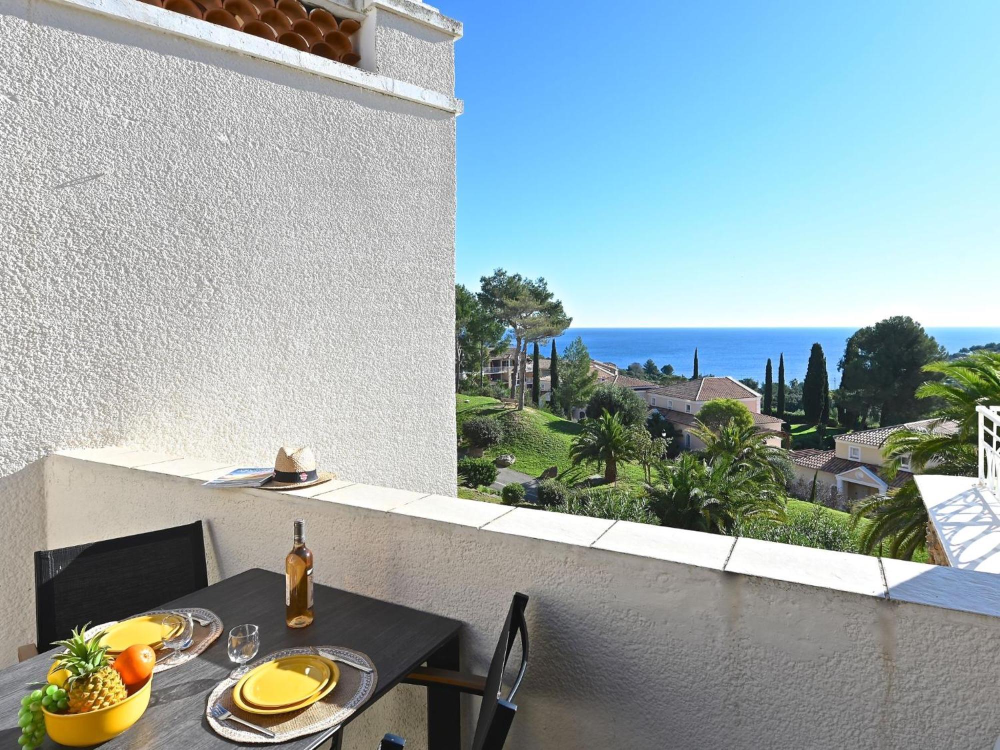 Apartment Village Cap Esterel - Le Village-52 By Interhome Сен-Рафаель Екстер'єр фото